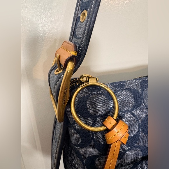 💙 Coach Signature Denim Cargo Shoulder Bag | 3239 - Picture 5 of 16